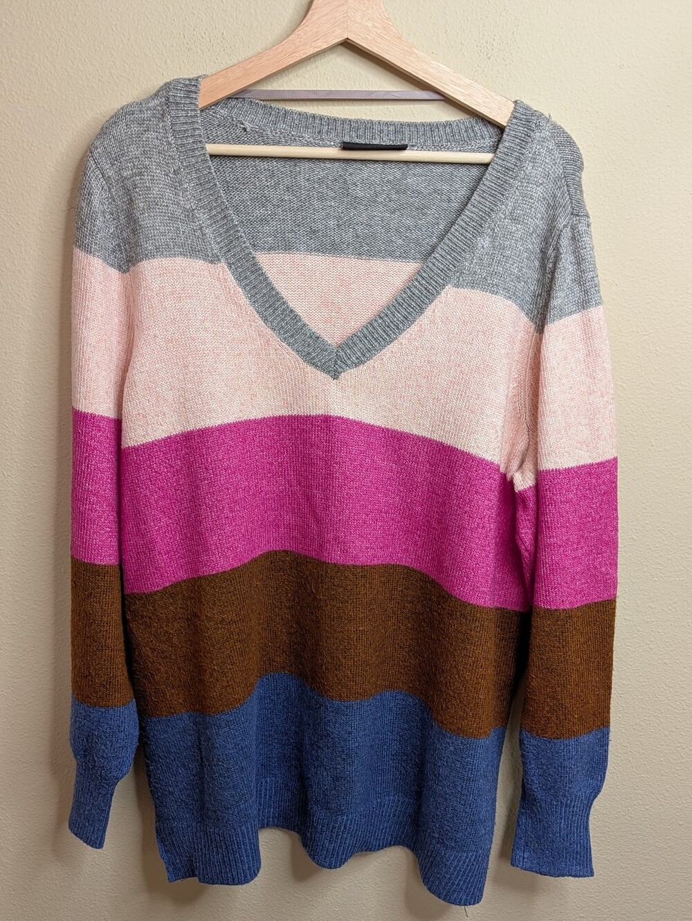 Lane Bryant Colorblock Stripe V-Neck Sweater 18/20 Gray Pink Magenta Brown Blue
